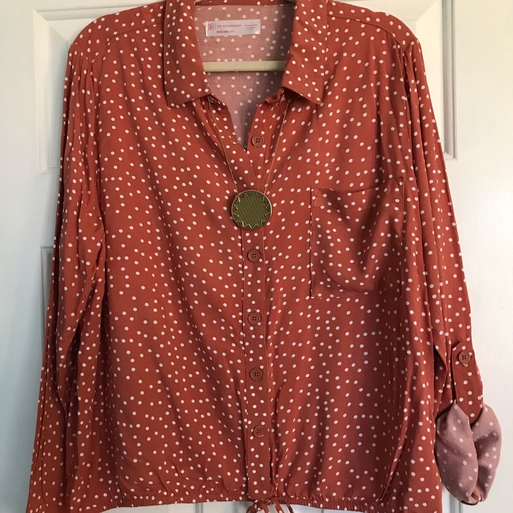 No Boundaries Juniors button up blouse